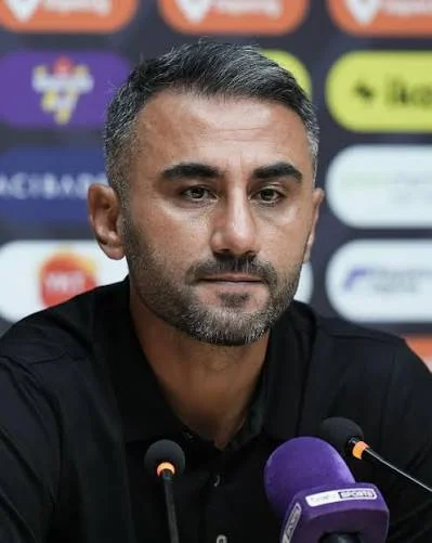 Batman'ın hocası Selçuk Şahin'den Bursaspor mağlubiyeti açıklaması; 'Rezalet' - Olay